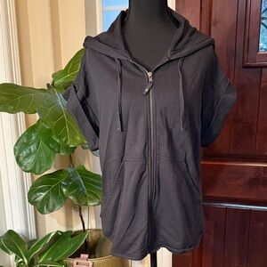 Satva Black Short Sleeve Hoodie with Zipper Size L